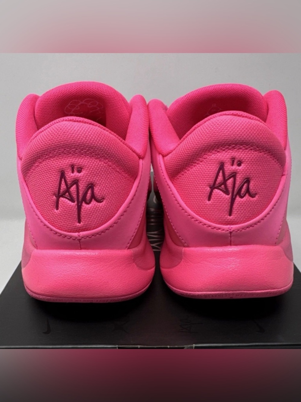 Nike Women's A’One Pink A’ura Hyper Pink Laser Pink Low Top Sneaker FZ8605-601 - Picture 4 of 7